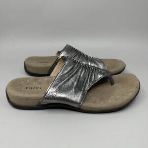 Taos Gift 2 Sandals Women's 9 Pewter Leather Comfort Thong Flip Flop Slip On